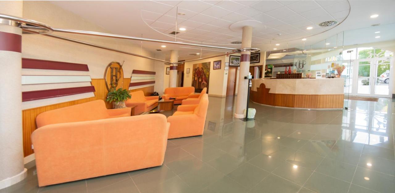 Hotel Barreiro Leira Bagian luar foto